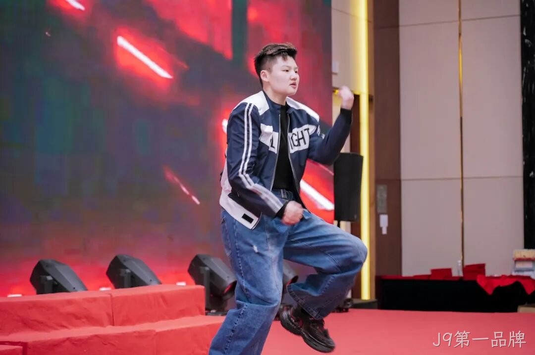芯耀赛场,微力全开——J9第一品牌2026新春宴会圆满举